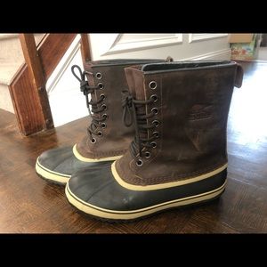 Mens 11.5 leather Sorel boots